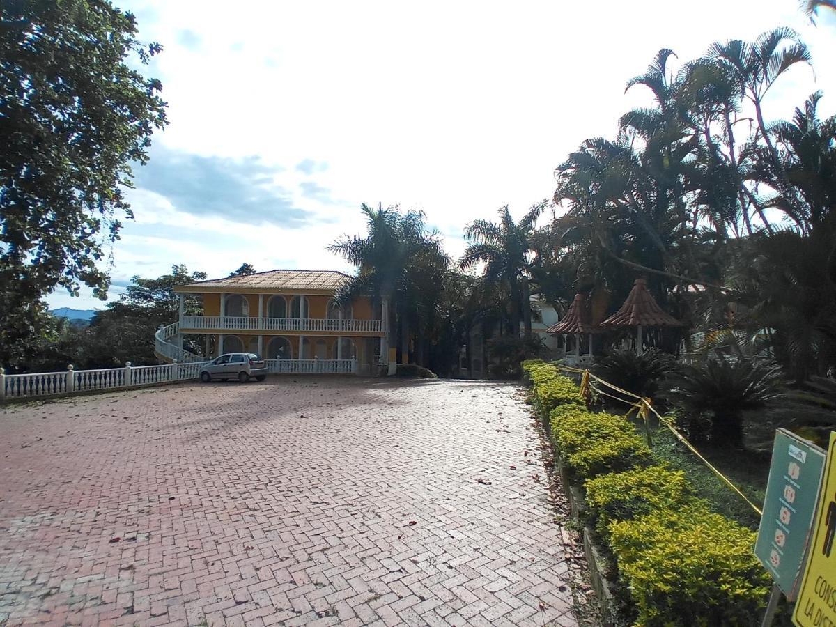 Hotel Villa San Cayetano Нокайма Экстерьер фото